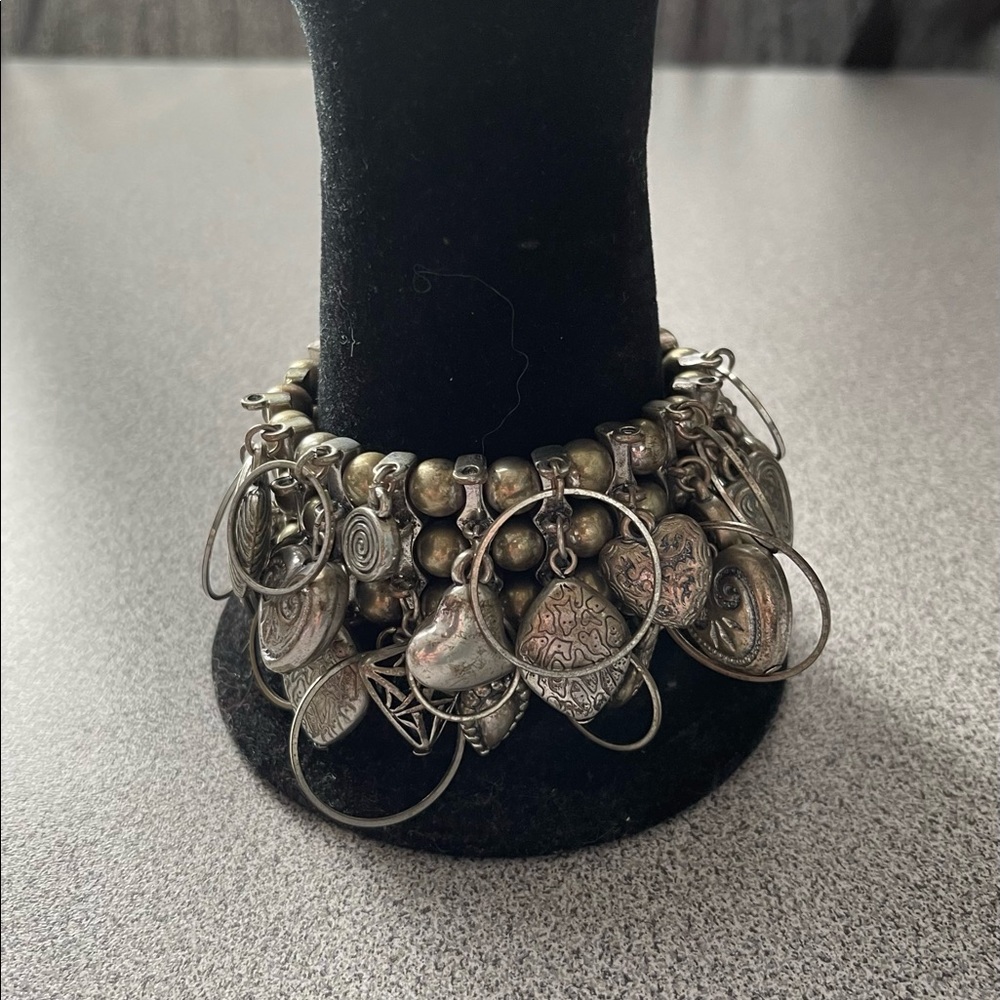 Heart Charm Stretch Bracelet